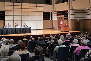 Political Roundtable Class